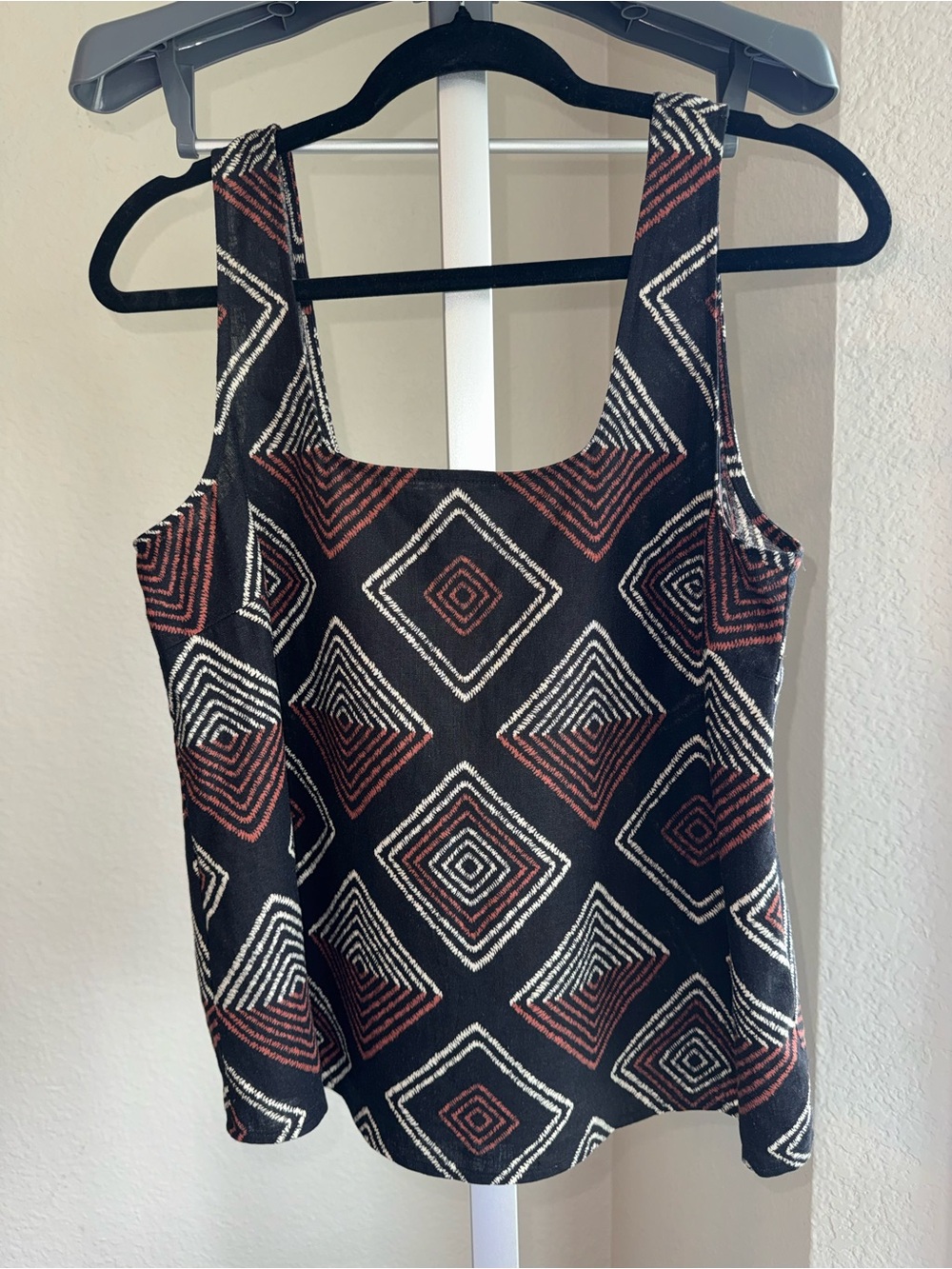 LOFT Black Tank Top with Rust & Ivory Geometric Diamonds
